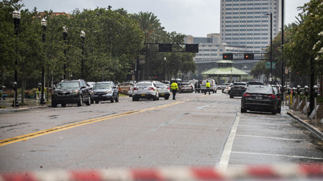 Oyun turnuvasına silahlı saldırı! - Resim : 1