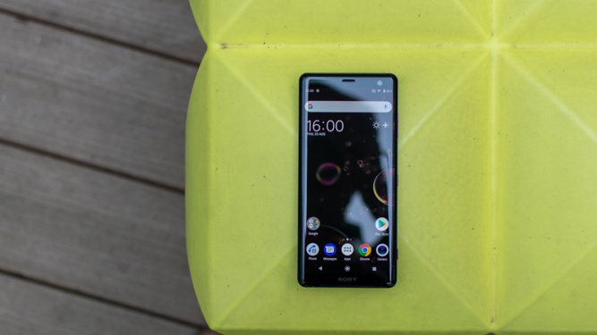 Xperia XZ3'ün ön sipariş fiyatı belli oldu! - Resim : 1