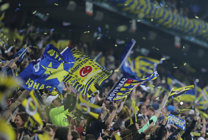 1480665653_1480664028fenerbahebeiktaderbima2.jpg