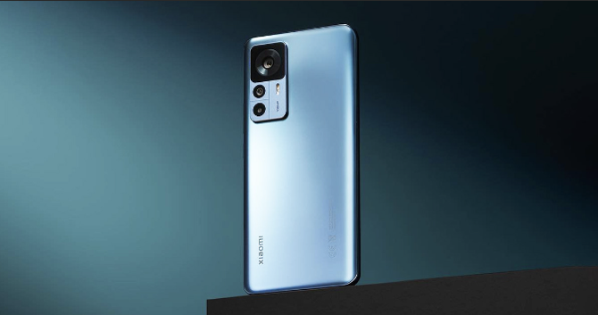 Xiaomi güncellenmeyecek modeli bile güncelliyor!