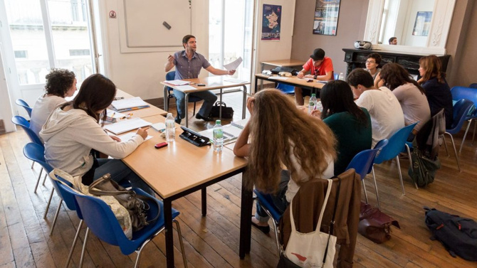 Okulda akıllı telefonlara yasak! - Resim : 1