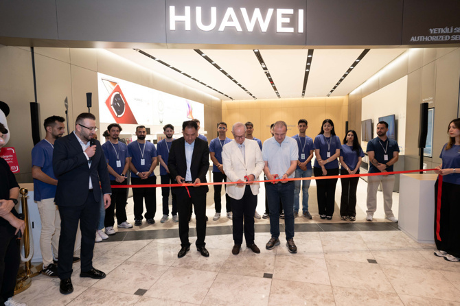 HUAWEI deneyim mağazası açıldı! - Resim : 1