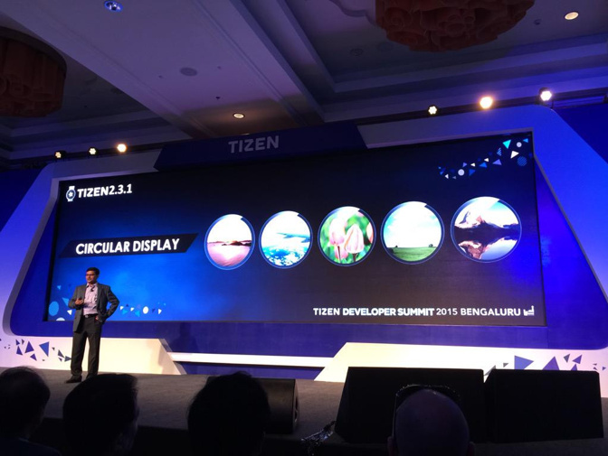 1439323815_samsung-gear-a-project-orbis-circular-display.jpg 1439323815_samsung-gear-a-project-orbis-circular-display.jpg