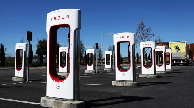 Tesla’dan bir yıllık ücretsiz şarj hediyesi! - Resim : 1