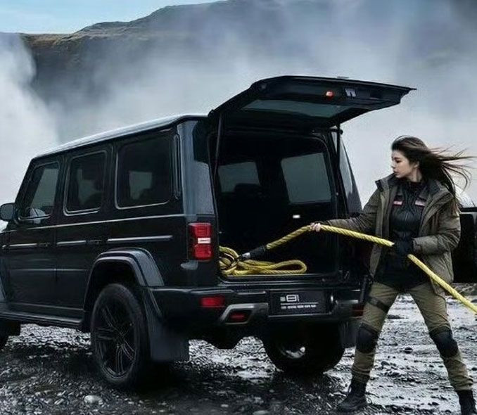 Mercedes G-Serisi'nin Çinli kopyası alay konusu oldu - Resim: 3