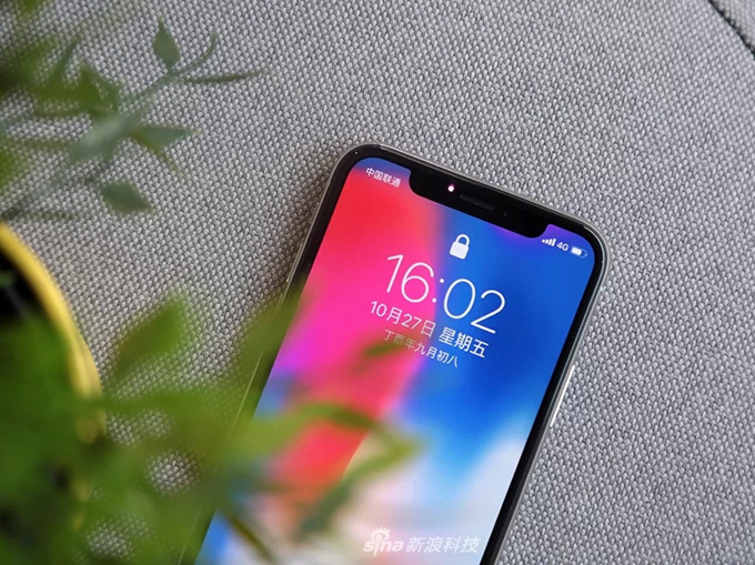 iPhone X'in panelleri Samsung'un elinde kaldı - Resim : 1