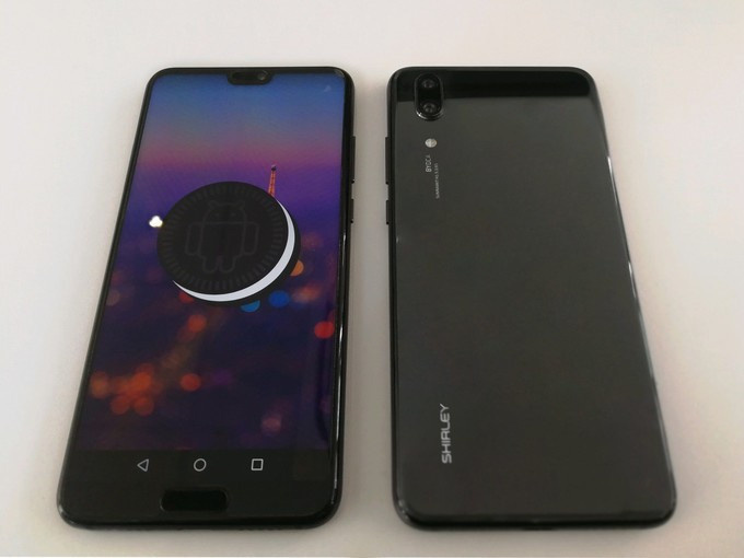 Huawei P20 ekranı açıkken görüntülendi - Resim : 1
