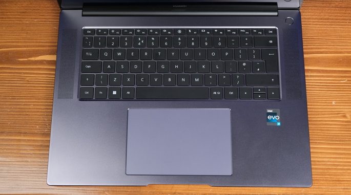 huawei matebook 16s  klavye