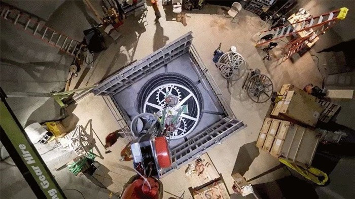 Amazon'un kurucusu Jeff Bezos çılgın bir projeyle karşımızda! - Resim : 1