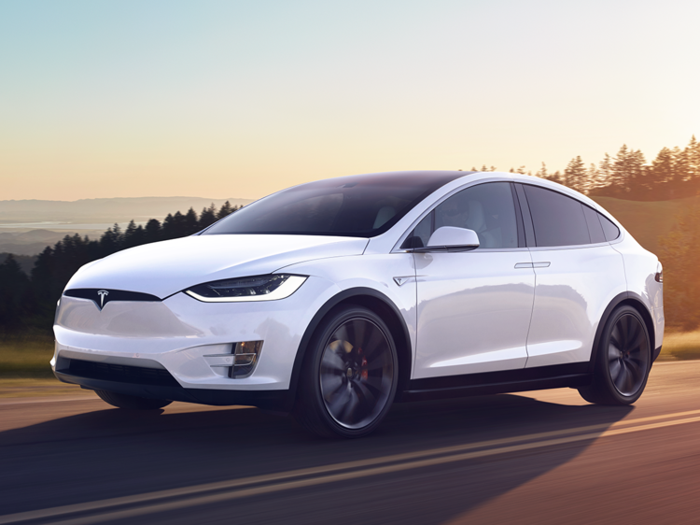 Tesla olası kazalara karşı yeni bir sistem geliştiriyor! - Resim : 1