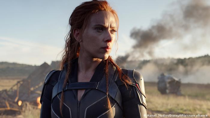 Scarlett Johansson, Disney'e dava açtı! - Resim : 1