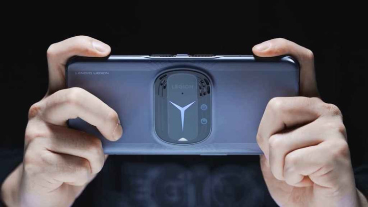 Lenovo'nun MWC 2022'de tanıttığı Oyun telefonu ve tableti: Y90 ve Y700! - Resim : 3