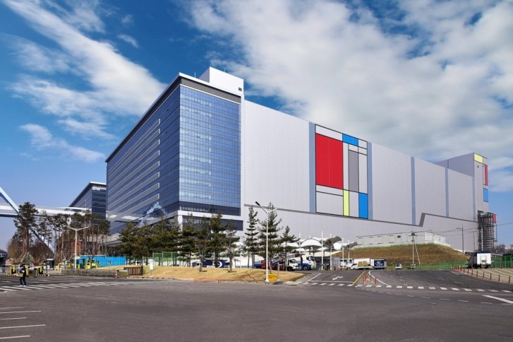 Samsung’dan Apple’a beklenmedik çalım! - Resim : 1