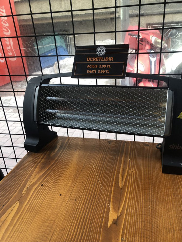 Artık kafelerde ısınmak da parayla! Duruma sosyal medyada büyük tepki var! - Resim : 1