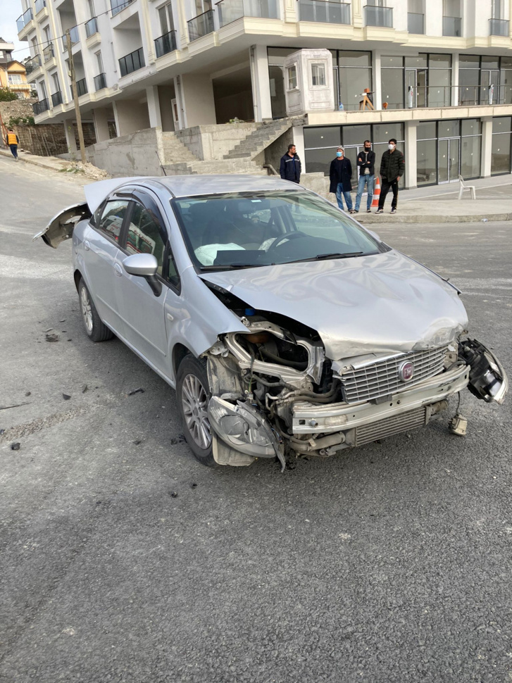 Fiat Egea Cross 3 kişiyi canından ediyordu! - Resim : 3