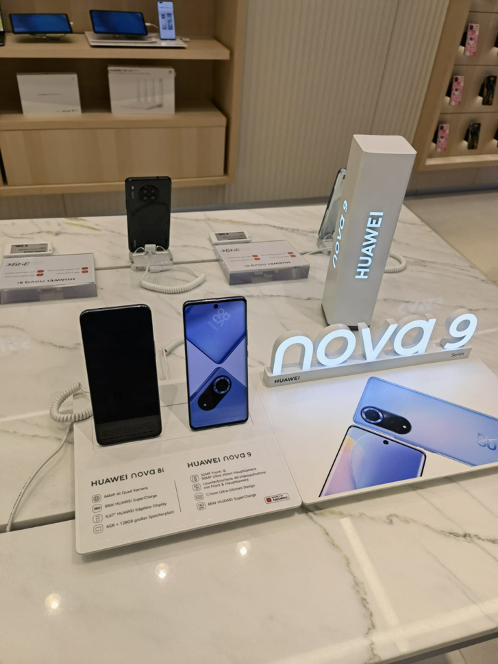 Birileri demiş kral öldü, şimdi de desinler Huawei geri döndü! - Resim : 1