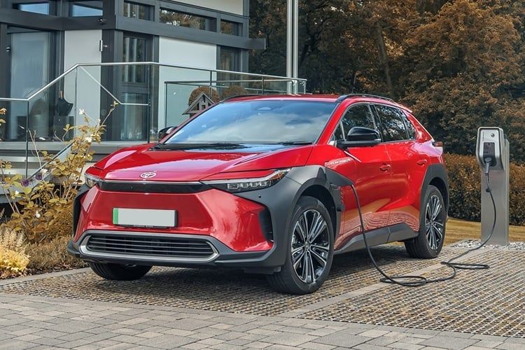 Toyota bZ5 menzil kapasitesi belli oldu, elektrikli otomobilde Toyota farkı - Resim: 1