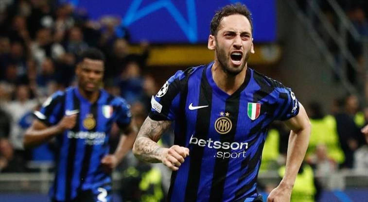 Hakan Çalhanoğlu Fenerbahçe'de, Ali Koç tek telefonuyla transferi bitirdi - Resim: 4