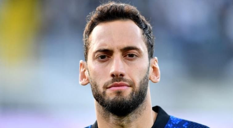 Hakan Çalhanoğlu Fenerbahçe'de, Ali Koç tek telefonuyla transferi bitirdi - Resim: 6