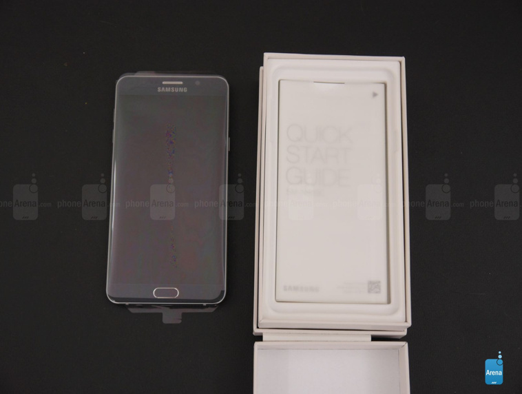 1439616476_samsung-galaxy-note5-unboxing-3.jpg