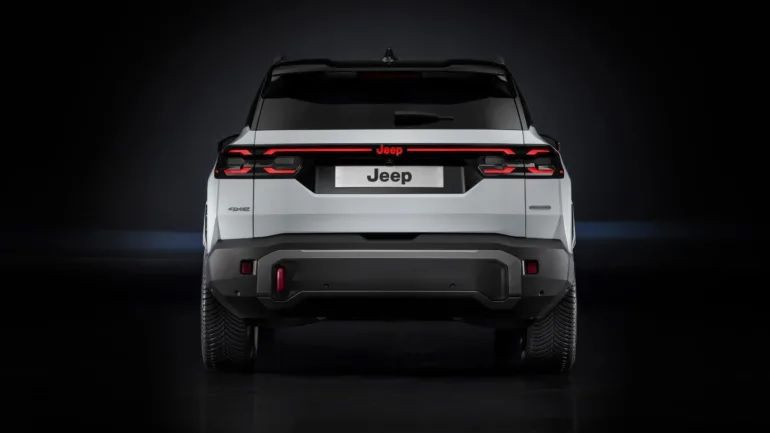 Yeni Jeep Compass Electric Türkiye pazarına geliyor, Clio parasına Jeep konforu - Resim: 4