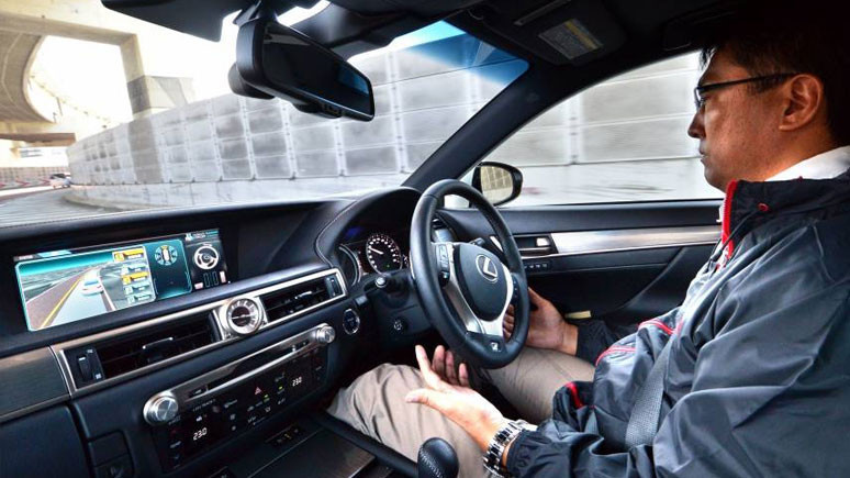 Sürücüsüz araçta Toyota da geri adım attı - Resim : 1