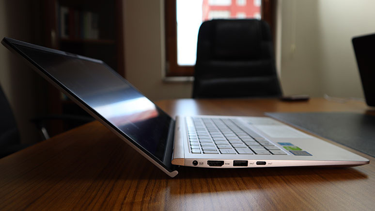 Dünyanın en kompakt dizüstü bilgisayarı: Asus Zenbook 13 UX333F - Resim : 1