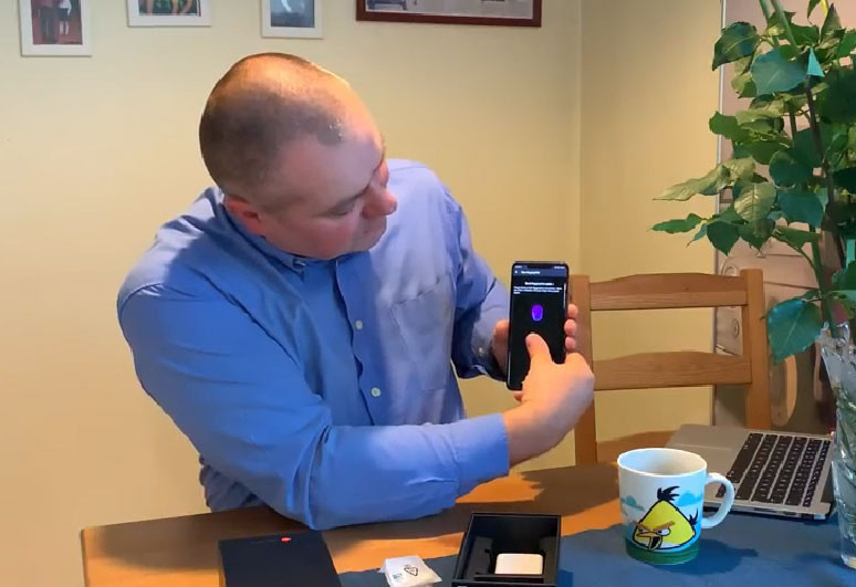 Huawei Mate 20 Pro tanıtılmadan kutudan çıktı - Resim : 1