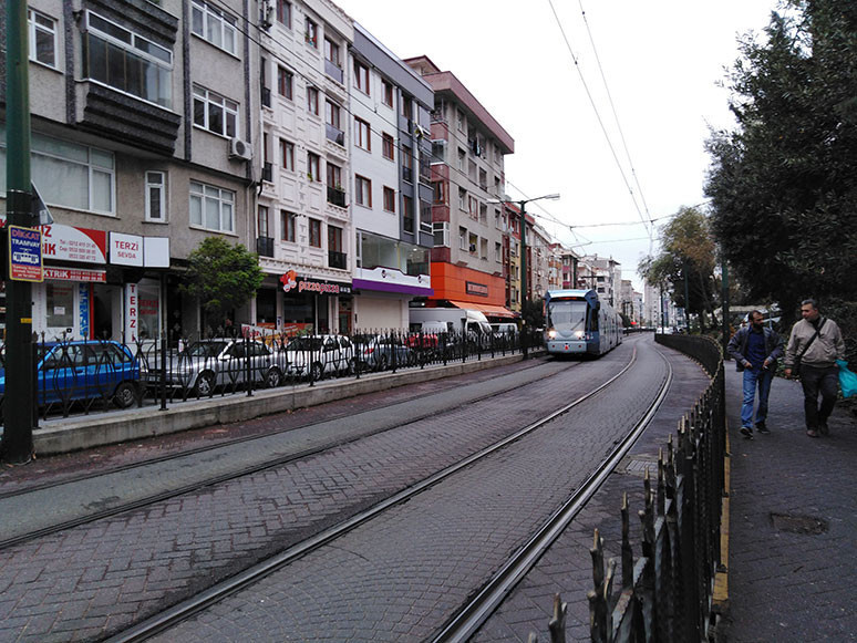 Uygun fiyatlı dev ekranlı telefon Honor 7c inceledik (Video) - Resim : 1