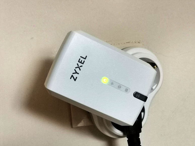 Hem genişletici hem erişim noktası: Zyxel WRE6602 inceledik - Resim : 2