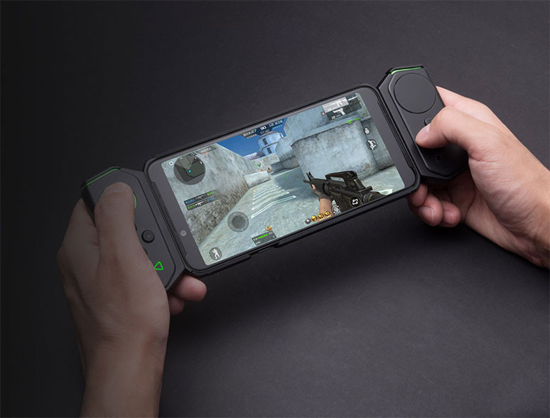 Bu telefonun 10 GB RAM'i var: Xiaomi Black Shark Helo - Resim : 1