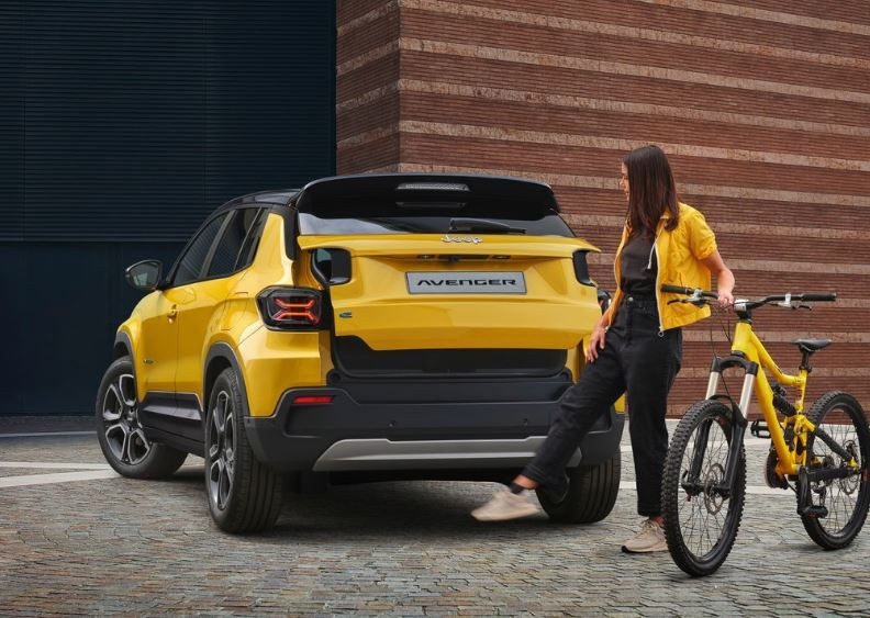 Jeep rakiplerinin fişini çekti, Doblo fiyatına Jeep Avenger fırsatı - Resim: 2