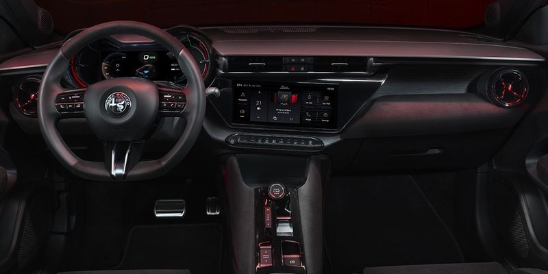 Alfa Romeo Türkiye'de ilke imza attı, Clio parasına otomobil satıyorlar hem de faizsiz krediyle - Resim: 6