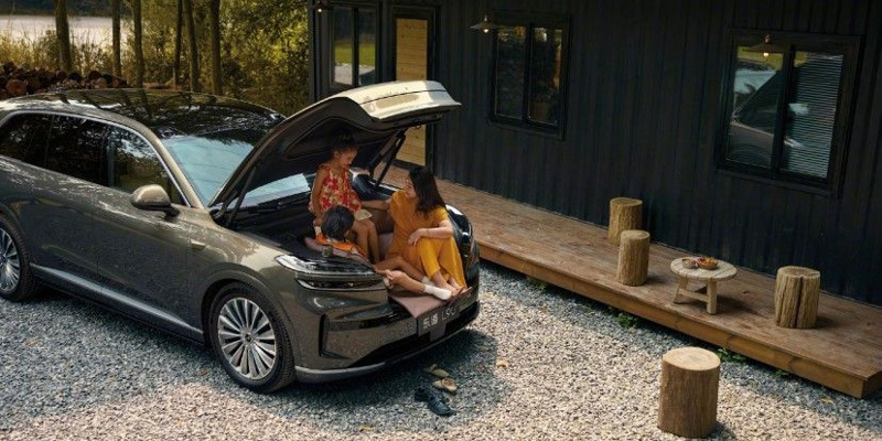 Egea Cross fiyatına içerisinde TV bulunan D-SUV geliyor, işte karşınızda Onvo L90 - Resim: 5