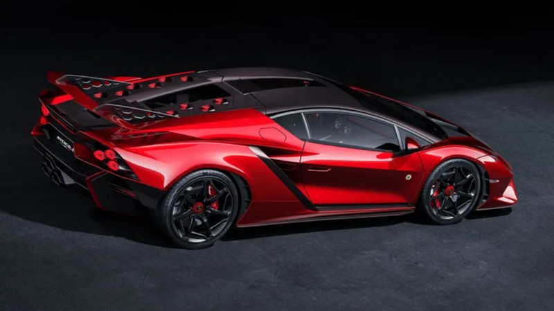 Yeni Lamborghini Invencible ve Autentica görsellerini yakından inceleyelim - Resim: 12