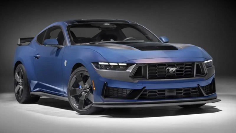 Karbon jantları ile göz kamaştıran, Ford Mustang Dark Horse - Resim: 1