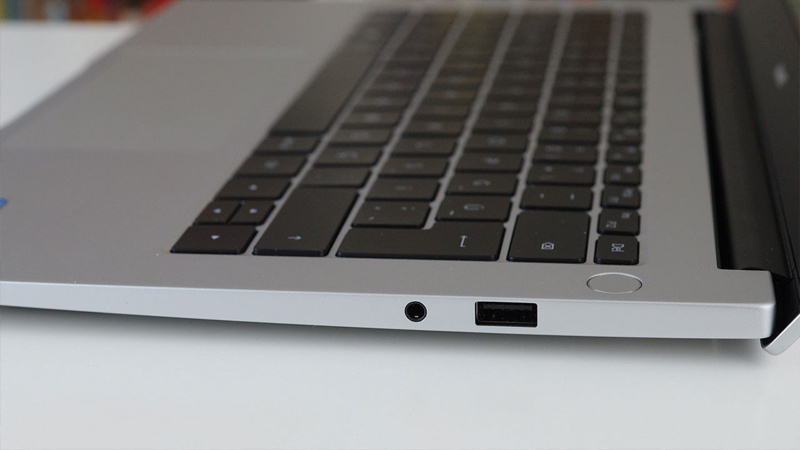 Bu da olmuş: Huawei MateBook D 14 - Resim : 2