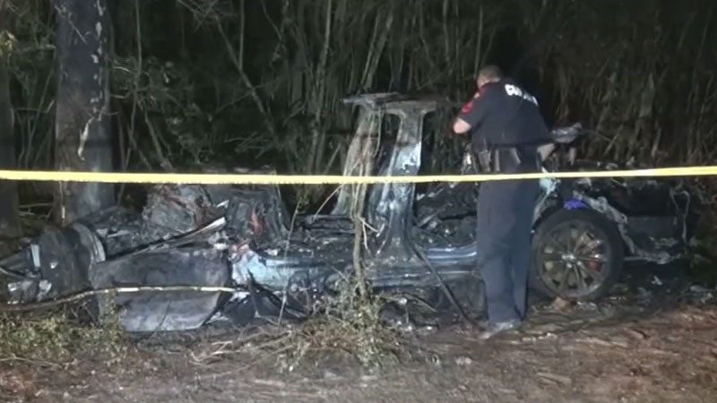 Tesla yine bir ölümlü kaza ile gündemde - Resim : 1