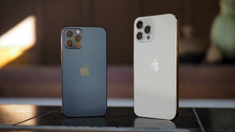 iPhone yeni modeli ile zincirlerini kırıyor! - Resim : 1