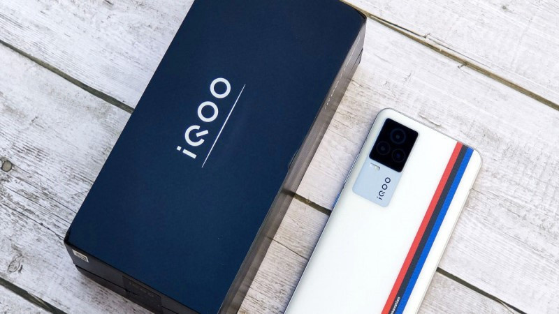 Vivo iQOO 8 gösterişli ve güçlü! - Resim : 1
