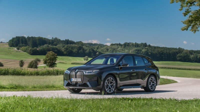 2022 BMW İX fiyatı açıklandı-3 külçe altın! - Resim : 1