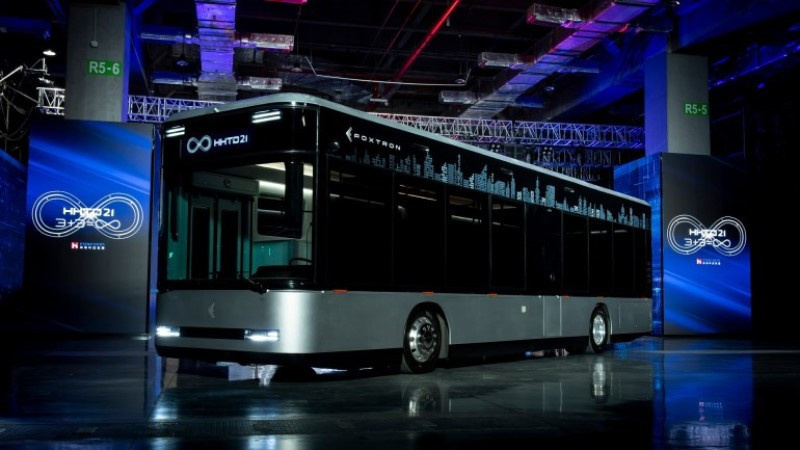 Foxconn elektrikli araçlarını tanıttı! - Resim : 1