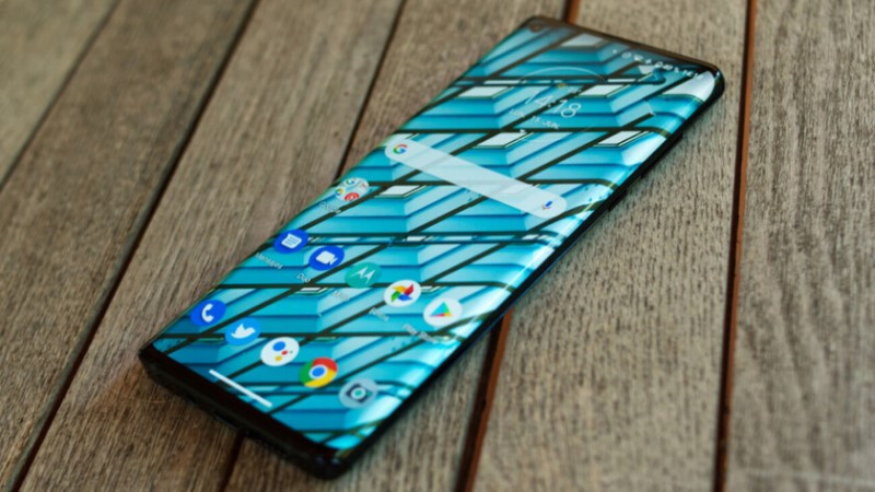 Motorola Edge 30 Ultra ile uçuşa geçin! - Resim : 1