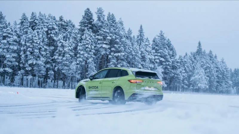 Skoda Enyaq iV vRS, DRIFTING için dünya rekoru kırdı - Resim: 2