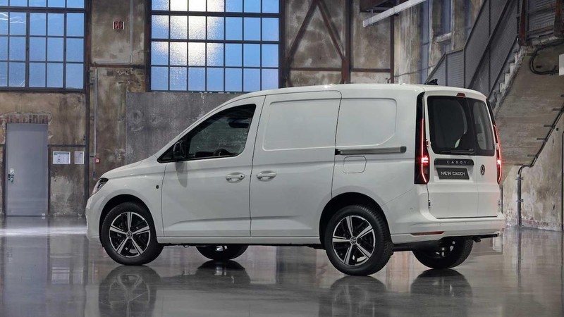 Doblo fiyatına sıfır Volkswagen Caddy! Hem de Türkiye’de! - Resim: 6