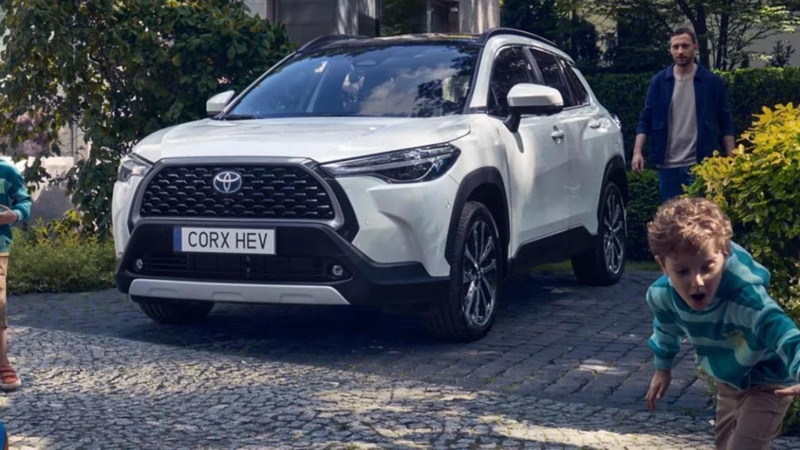 Toyota liste fiyatı üzerinden 350.000 TL indirim yapıyor, faizsiz kredi fırsatı da cabası - Resim: 1