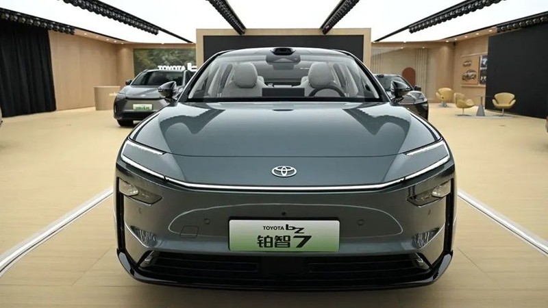 Toyota Tesla'ya meydan okudu, işte Elon Musk'ı bile kıskandıran bZ7 - Resim: 6