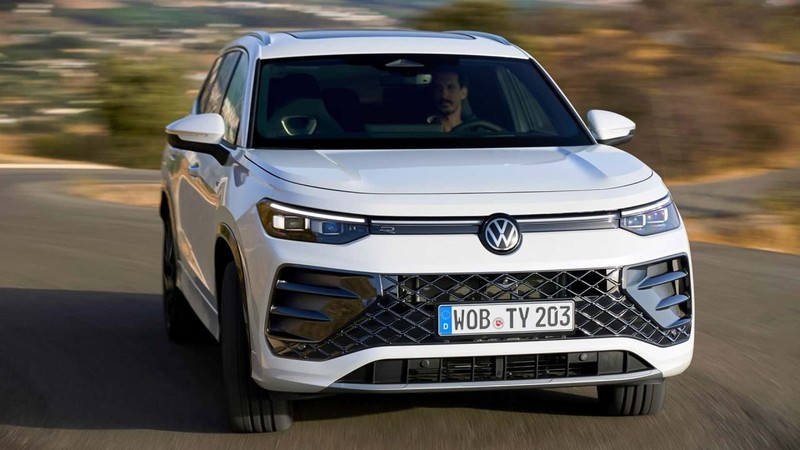 Volkswagen Türkiye’nin satışları çakılınca liste fiyatı üzerinden 400.000 TL indirime gitti - Resim: 1
