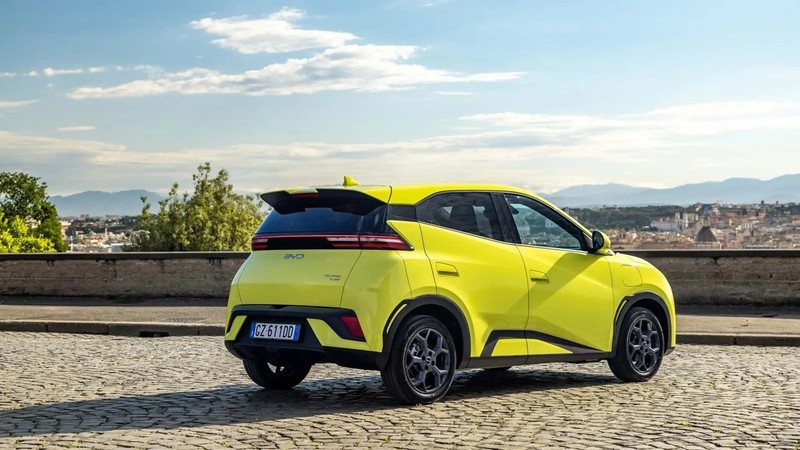 BYD hodrid meydan dedi, boş Egea'dan ucuza gırtlak dolusu sıfır otomobil - Resim: 5