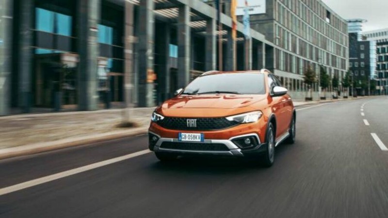Fiat Egea Elektrik geliyor, fiyatı benzinliden 300 bin TL daha ucuz olacak - Resim: 2